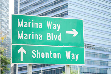 Obraz premium marina way sing and buildings 