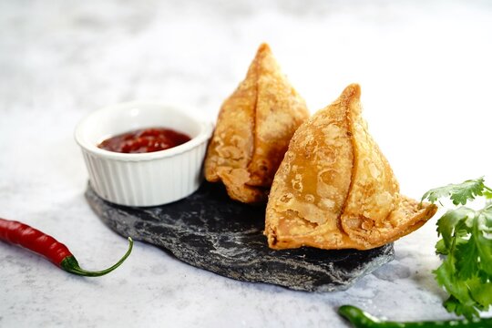 650+ Aloo Samosa Stock Photos, Pictures & Royalty-Free Images - iStock