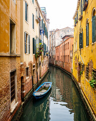 Fototapeta na wymiar canales de venecia