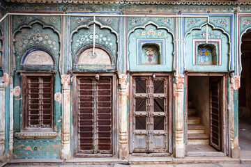 Exterior of an old haveli in Mandawa, Rajasthan, India, Asia