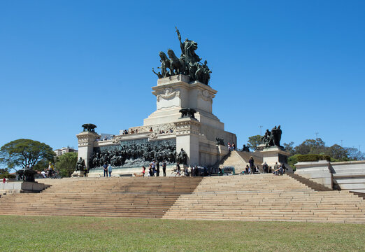 Monument to the Independence of Brazil inside the Independence Park, wtih a stunning blue sky, Ipiranga, Sao Paulo, Brazil - Monumento &agrave; Independ&ecirc;ncia do Brazil no Parque da Independ&ecirc;ncia em S&atilde;o Paulo