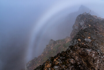 山の風景、七高山、白虹