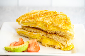 Grilled Omelette Sandwich with Cheese