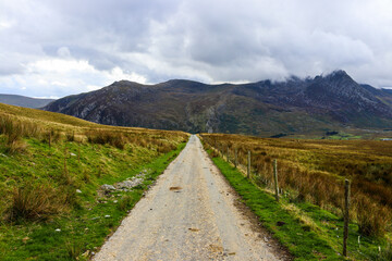 tryfan snowdonia glyderau 