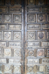 detail of the facade of the cathedral