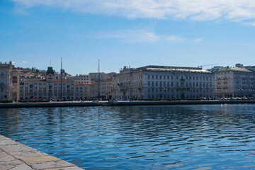 il porto di trieste