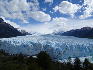 Fototapeta na wymiar glaciar perito moreno