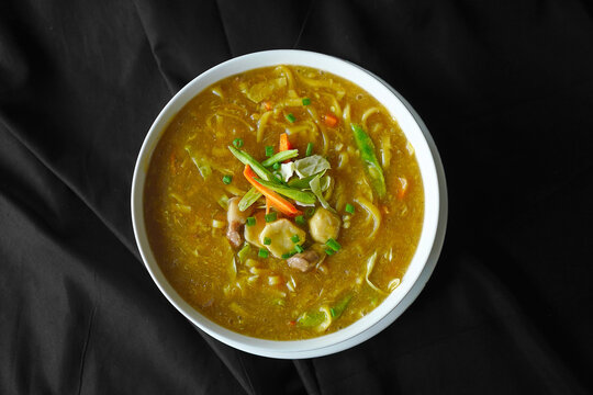 lomi noodles soup