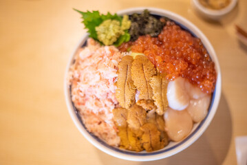 海鮮丼