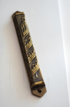 Mesusa Bilder Durchsuchen 902 Archivfotos, und Videos