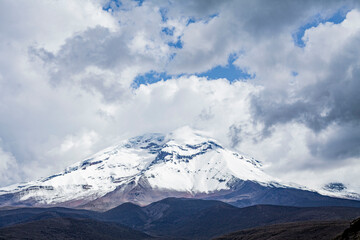 Fototapeta na wymiar Landscape of El chimborazo, Ecuador, andes, andean mountains snow peak