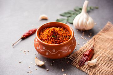 Sesame garlic chilli dry chutney powder,  Til Lahsun chutney, Indian side dish or relish