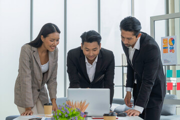 Team young Asian entrepreneurs.