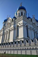 Obraz premium The Nikolo-Perervinsky Monastery is a former male monastery in Moscow; since 1995 it has the status of a patriarchal compound.