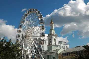 Fotobehang The ferris wheel in Kyiv © Сергей Луговский
