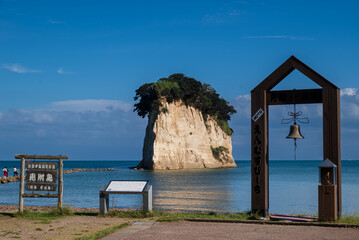 見附島