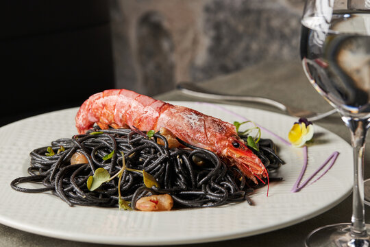Spaghetti Neri dish on plate