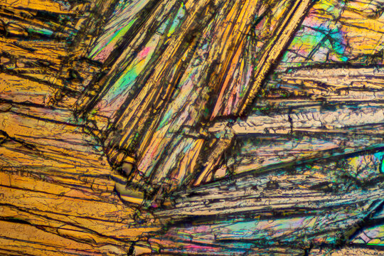 Chemical substance paracetamol made by a microscope in polarized light.