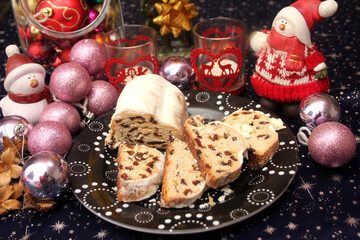 Weihnachtsstollen