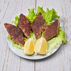 grilled steak with salad