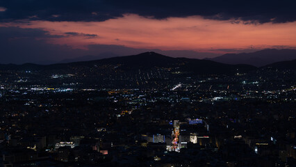 Naklejka premium Cityscape of Athens at night on September 2022