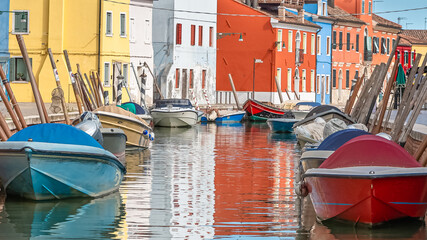 Fototapeta na wymiar Maisons colorées à Burano, Venise, Italie. 