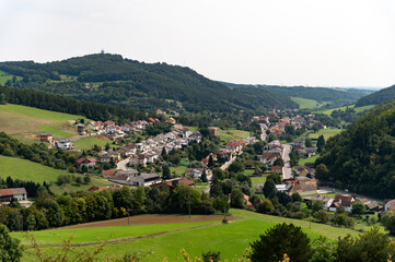 Fototapeta na wymiar Dorf in Österreich