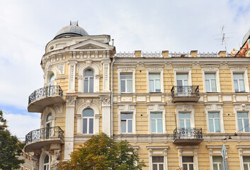 Fototapeta na wymiar Historical building on Sofia Square in Kyiv, Ukraine