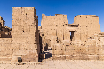 The Temple of Horus at Edfu. - obrazy, fototapety, plakaty