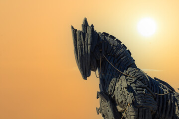 hollywood replica of legendary wooden trojan horse of troy at Canakkale - obrazy, fototapety, plakaty