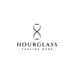 Minimalist hourglass logo design - obrazy, fototapety, plakaty