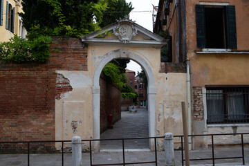 archway entrance Venice, Italy 