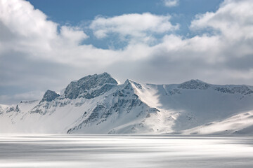 Heaven Lake, Tianchi in Chinese, winter landscape, caldera of Mount Paektu (Baekdu), volcano on Sino-Korean border, Changbai Mountains, Yanbian Korean Autonomous Prefecture (Yeonbyeon), Jilin, China