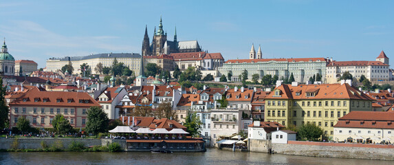 Naklejka na ściany i meble Prager Fotoserie: Panoramabild von Prager Burg