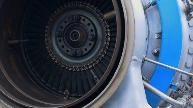 Jet engine nozzle with heat-resistant steel blades. Replacing a helicopter engine to replace a damaged one. The Soviet gas turbine engine is valued for its simplicity and reliability.