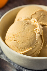 Homemade Pumpkin Spice Ice Cream