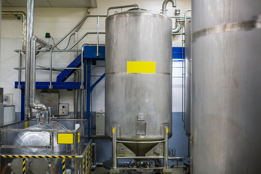 Stainless Vertical Steel Tanks With Pressure Meter In Equipment Tank Chemical Cellar At The With Scrolling Wheel Stainless Steel Tanks Cleaning