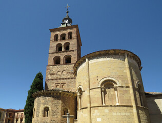 Fototapeta premium Romanesque church of San Andres. (12th century). View of the apses and the bell tower. Historic city of Segovia. Spain. UNESCO World Heritage. 