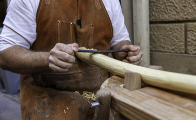 Wood carving in a traditional way