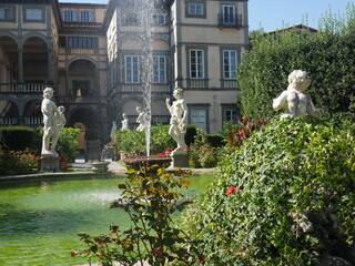 Palazzo Pfanner, Lucca
