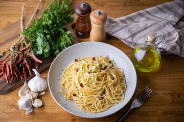 Aglio, olio e peperoncino, italian traditional pasta