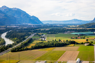Survole de la Suisse et des Alpes en petit avion