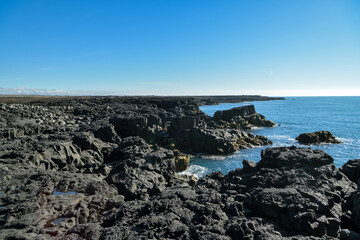 Fototapeta na wymiar View on beautiful atlantic coast in Iceland