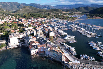 vue aérienne du port et de la ville de Saint-Florent - Haute-Corse