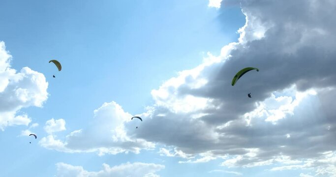 Flights with Paragliding