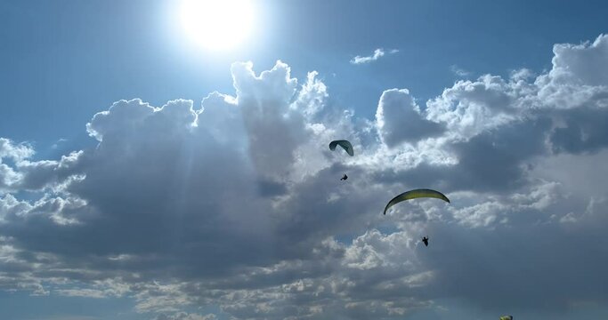 Flights with Paragliding