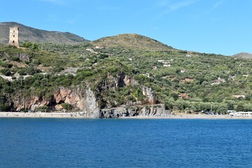 Marina di Camerota - Baia Lentiscelle dal molo sopraflutto del porto turistico