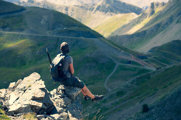 Obraz premium Hiker on the top of the mountain