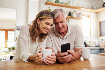 Senior couple on smartphone reading online social media post, search holiday house website or retirement planning inspiration with home wifi. Happy elderly pension people with cellphone chat app - obrazy, fototapety, plakaty