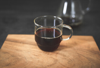 耐熱ガラスのカップにコーヒー
